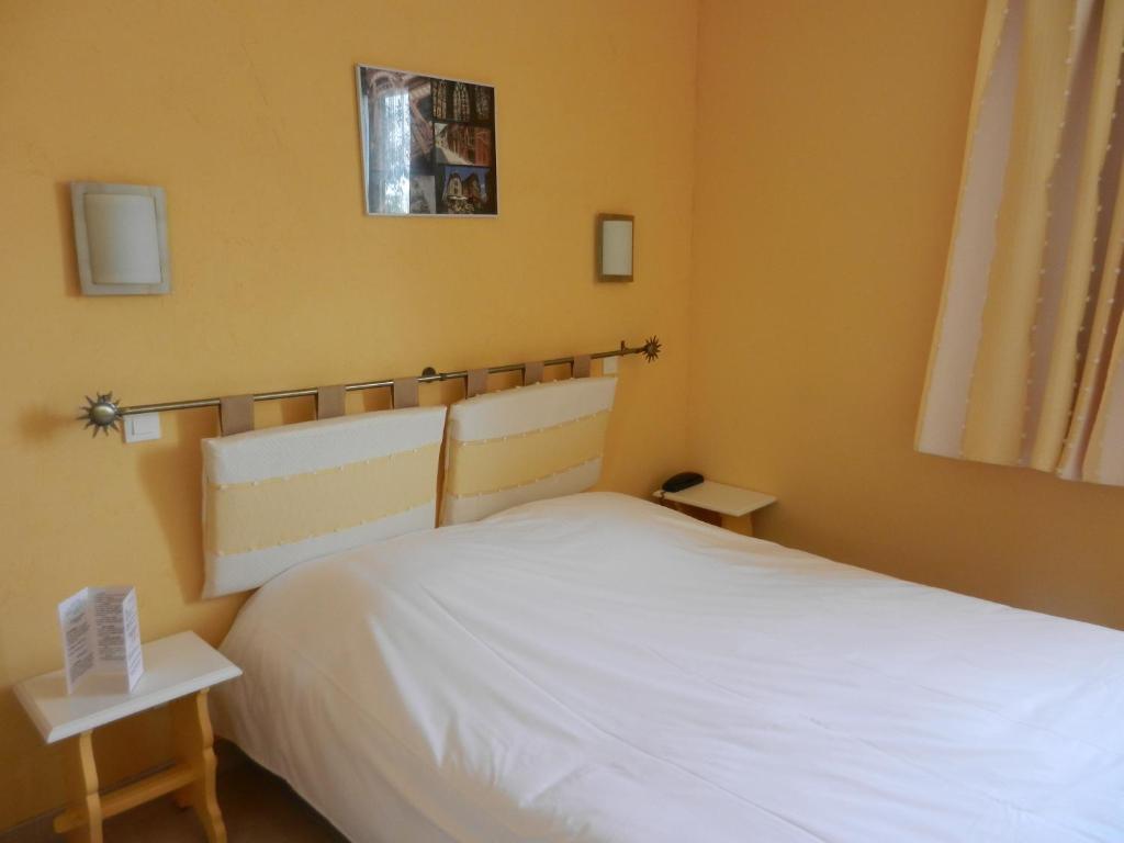 Logis Auberge De La Plaine La Rothière الغرفة الصورة